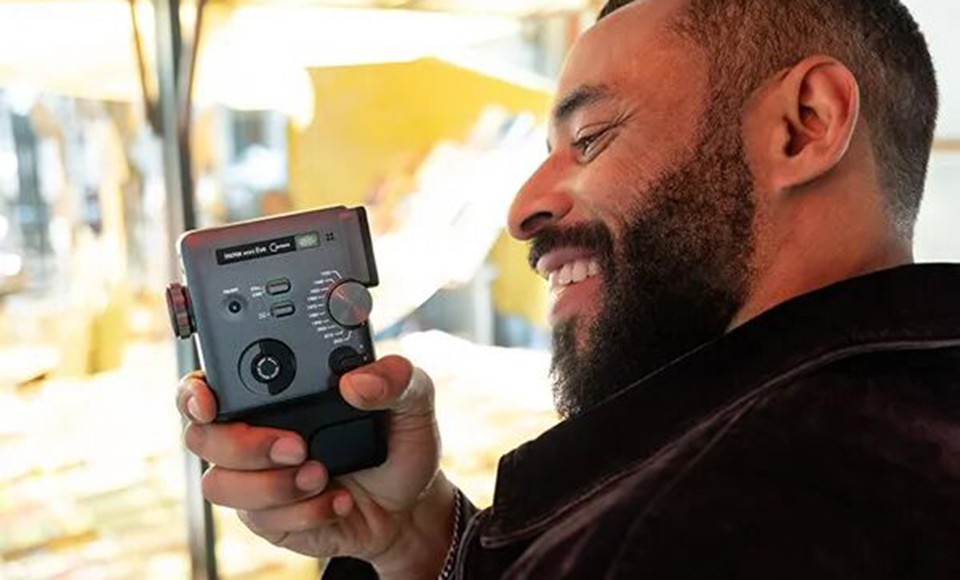 Fujifilm Nostalgia Hits High Gear with the New Instax Mini Evo Cinema