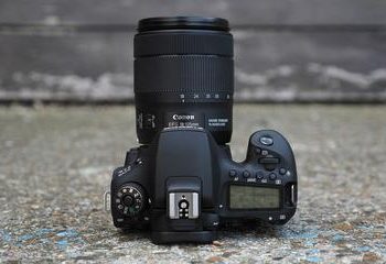 Introduction to the Operation of Canon EOS 90D for Beginners