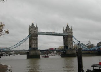 The Brooklyn Bridge: A Premier Photo Location in Brooklyn Heights