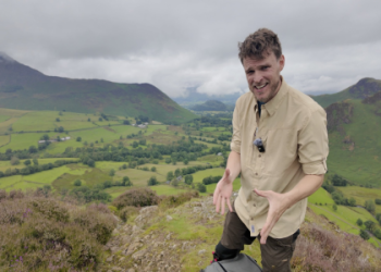 Mastering Seaside Rock Close-up Photography: Essential Techniques