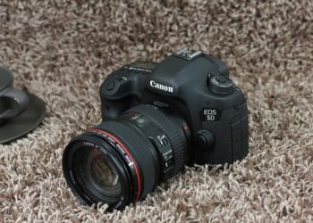 Review of Canon 5D Mark III: The Perfect Blend of Exceptional Performance and Classic Quality